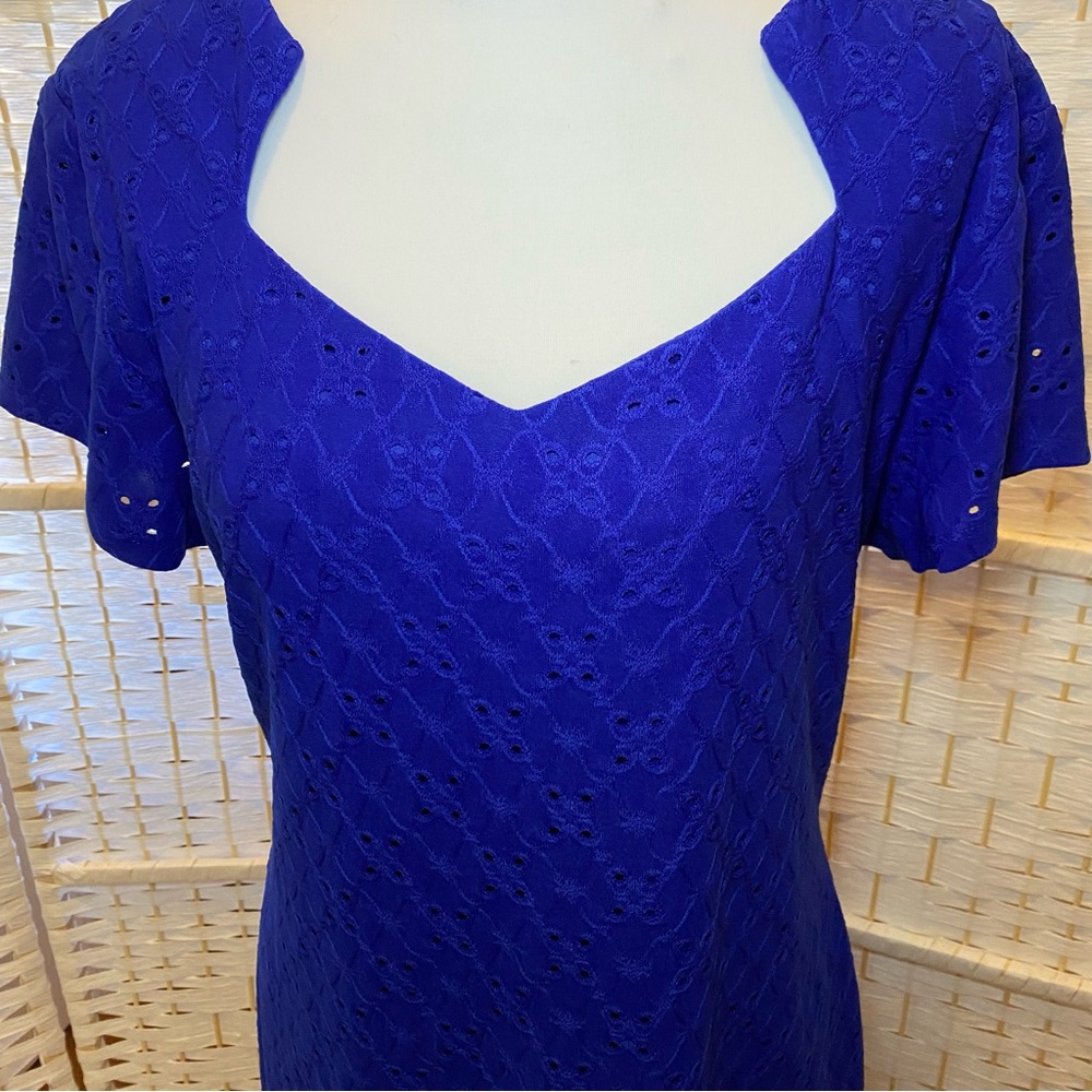 Elegant Royal Blue Eyelet Women's Dress size 12 - Picture 2 of 15